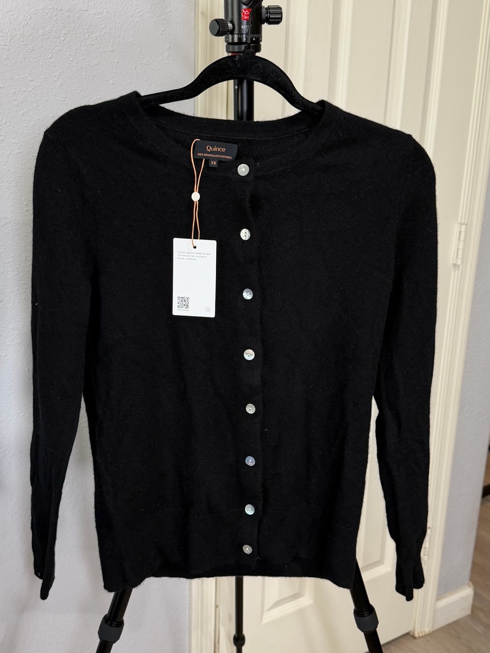 Quince Mongolian Cashmere Black Cardigan Sweater - Picture 5 of 7